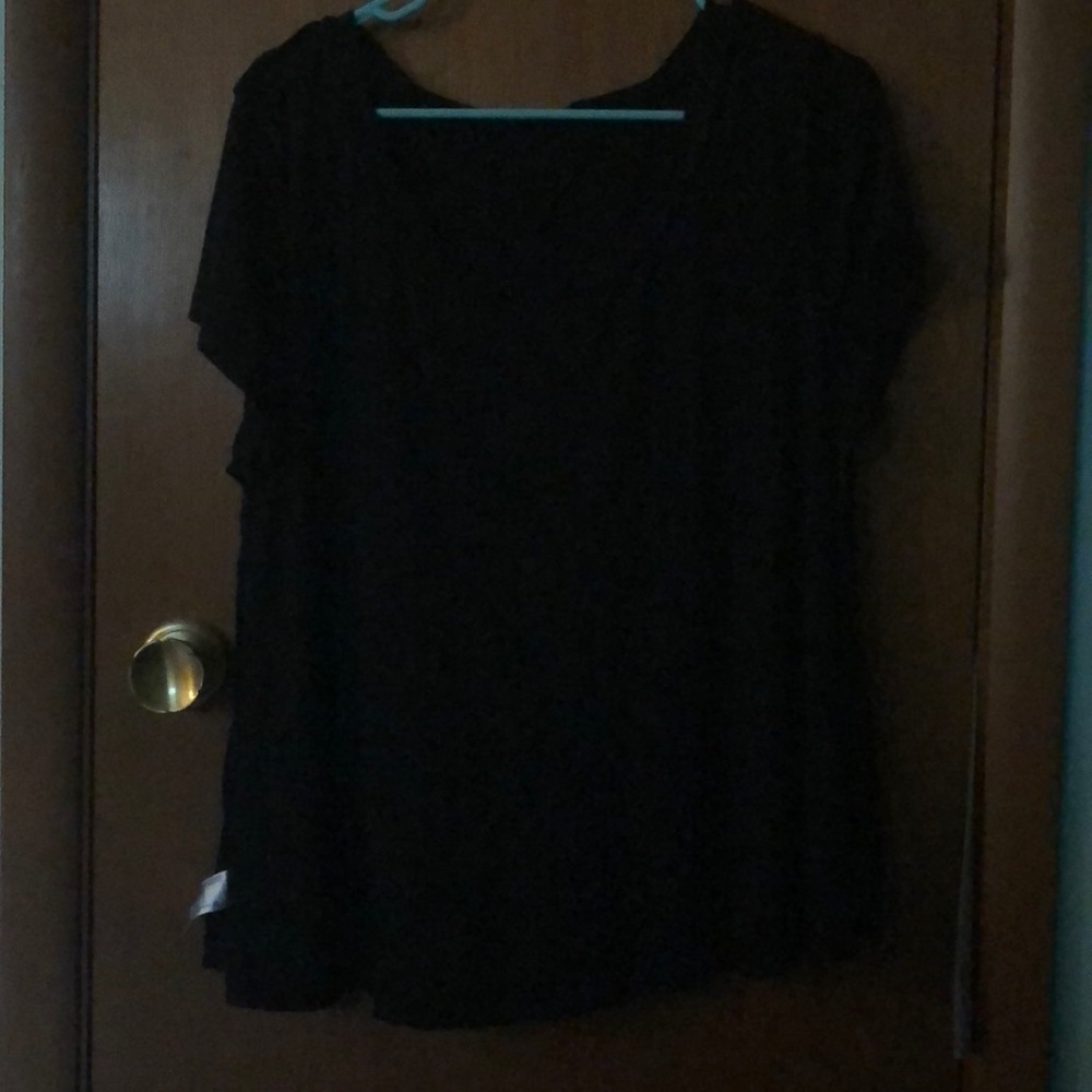 Mossimo black t shirt